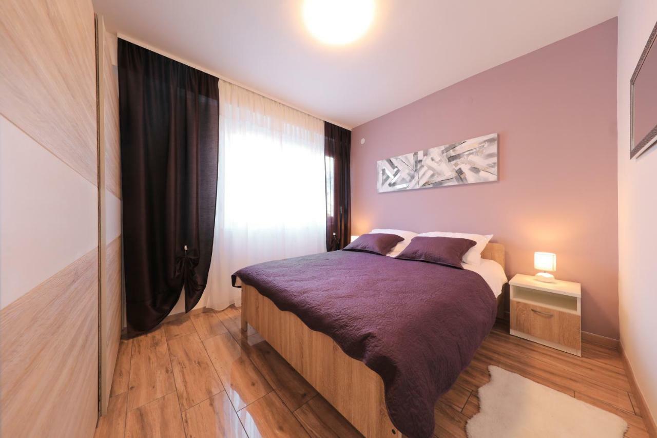 Apartments Angelica 扎达尔 外观 照片