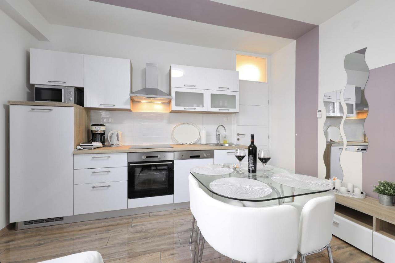 Apartments Angelica 扎达尔 外观 照片