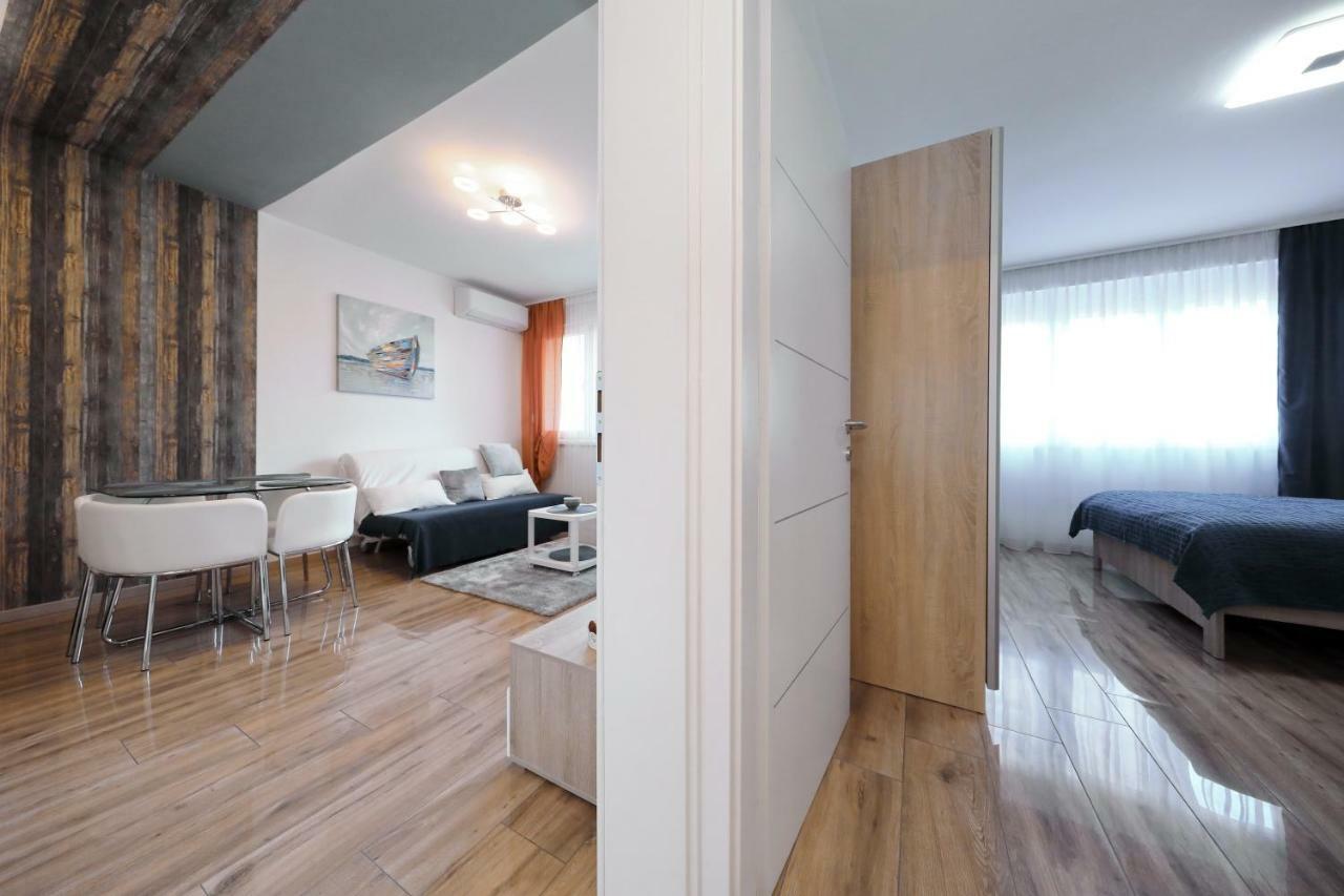 Apartments Angelica 扎达尔 外观 照片