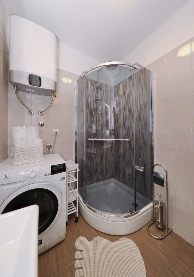 Apartments Angelica 扎达尔 外观 照片