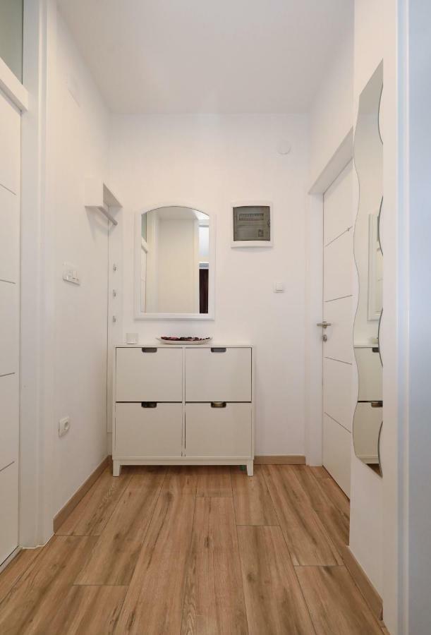 Apartments Angelica 扎达尔 外观 照片