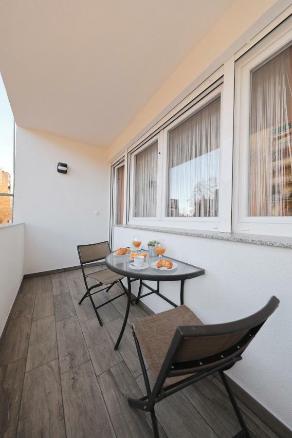 Apartments Angelica 扎达尔 外观 照片