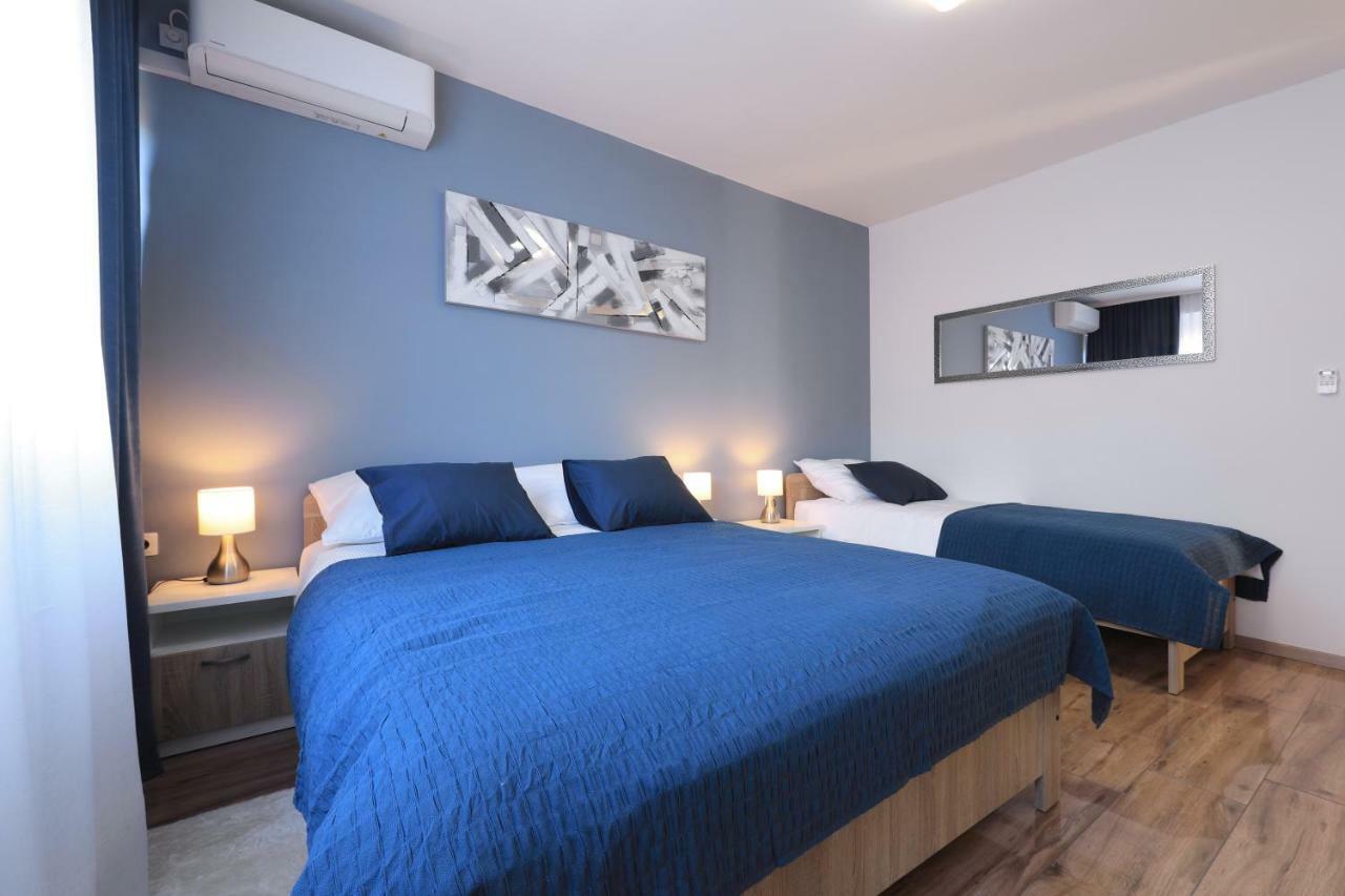 Apartments Angelica 扎达尔 外观 照片
